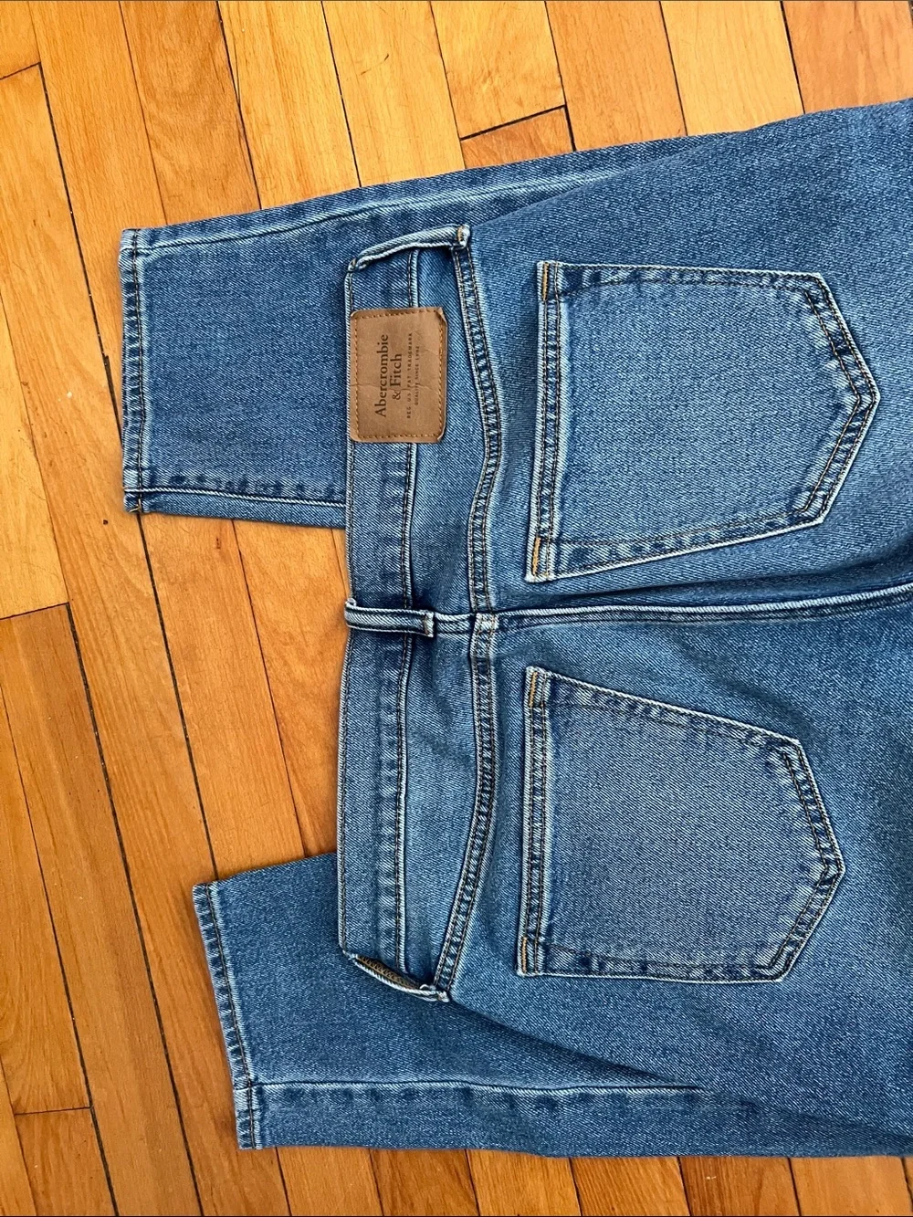 Abercrombie & Fitch - Men Athletic Slim Blue Denim Jeans 30x32